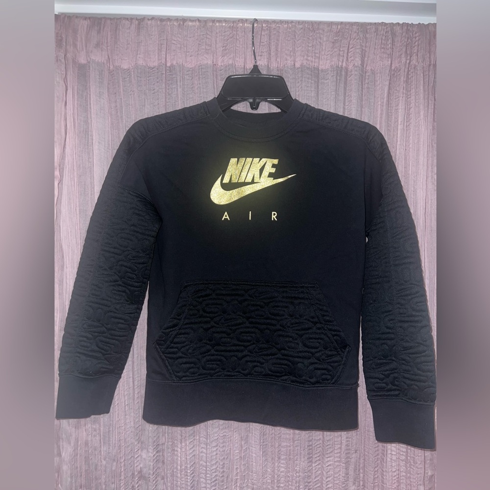 Nike Black Hoodie with Ribbed Texture